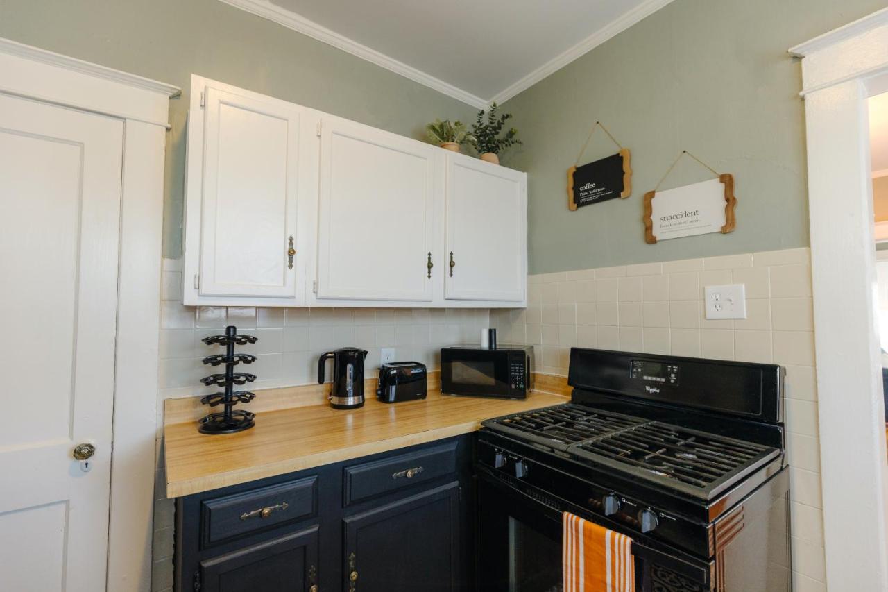 Historic Revival 2Br Midtown Memphis Free Parking Fast Wifi Free Parking Yes Pets Villa Ngoại thất bức ảnh