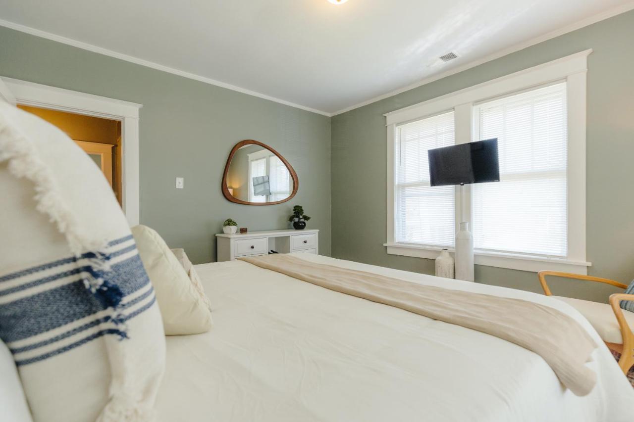 Historic Revival 2Br Midtown Memphis Free Parking Fast Wifi Free Parking Yes Pets Villa Ngoại thất bức ảnh